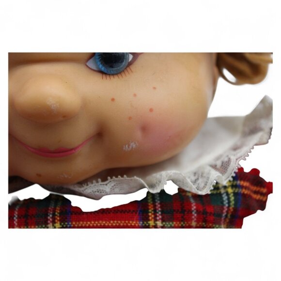 Vintage Heather Christmas Doll From Scottish House Of Lloyd - Picture 5 of 8